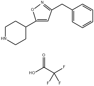 3-Benzyl-5-(piperidin-4-yl)isoxazole 2,2,2-trifluoroacetate Struktur