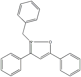 2-benzyl-3,5-diphenylisoxazol-2-ium Struktur