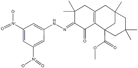 methyl 4-({3,5-bisnitrophenyl}hydrazono)-5,5,9,11,11-pentamethyl-3-oxotricyclo[7.3.1.0~2,7~]tridec-2(7)-ene-1-carboxylate Struktur