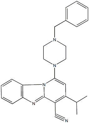 1-(4-benzyl-1-piperazinyl)-3-isopropylpyrido[1,2-a]benzimidazole-4-carbonitrile Struktur