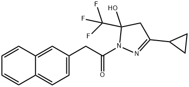 1-[3-cyclopropyl-5-hydroxy-5-(trifluoromethyl)-4H-pyrazol-1-yl]-2-naphthalen-2-ylethanone Struktur