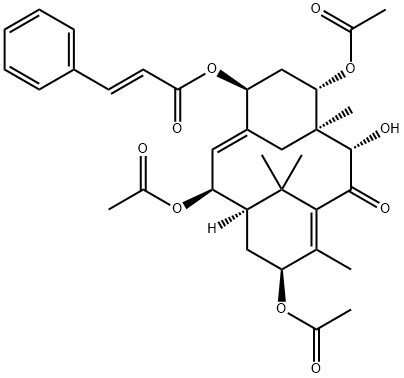 2α,7β,13α-Triacetoxy-5α-cinnamoyloxy-9β-hydroxy-2(3->20)abeotaxa-4(20),11-dien-10-one Struktur