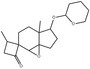 3,4,4a,5,6,7-Hexahydro-4',4a-dimethyl-5-[(tetrahydro-2H-pyran-2-yl)oxy]spiro[indeno[3a,4-b]oxirene-2(1aH),1'-cyclobutan]-2'-one Struktur