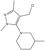 1-[4-(chloromethyl)-1,3-dimethyl-1H-pyrazol-5-yl]-3-methylpiperidine Struktur