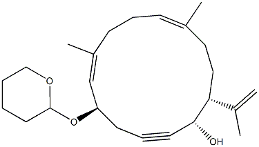 (1S,5R,6E,10E,14R)-14-(1-Methylethenyl)-7,11-dimethyl-5-[(tetrahydro-4H-pyran)-2-yloxy]cyclotetradeca-6,10-dien-2-yn-1-ol Struktur