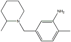 2-methyl-5-[(2-methylpiperidin-1-yl)methyl]aniline Struktur