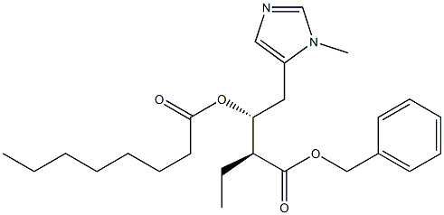 (2S,3R)-2-Ethyl-4-[(1-methyl-1H-imidazol)-5-yl]-3-octanoyloxybutanoic acid benzyl ester Struktur