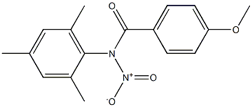 N-Nitro-N-(2,4,6-trimethylphenyl)-4-methoxybenzamide Struktur