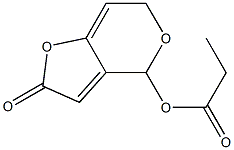 Propanoic acid 2,6-dihydro-2-oxo-4H-furo[3,2-c]pyran-4-yl ester Struktur