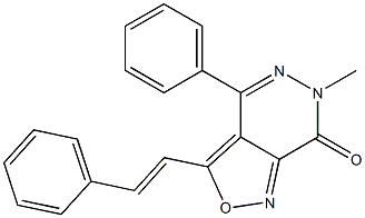 3-[2-(Phenyl)vinyl]-6-methyl-4-phenylisoxazolo[3,4-d]pyridazin-7(6H)-one Struktur