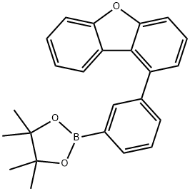 1-[3-(4,4,5,5-Tetramethyl-1,3,2-dioxaborolan-2-yl)phenyl]dibenzofuran Struktur