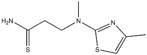 3-[methyl(4-methyl-1,3-thiazol-2-yl)amino]propanethioamide Struktur