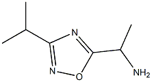 1-[3-(propan-2-yl)-1,2,4-oxadiazol-5-yl]ethan-1-amine Struktur