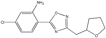 5-chloro-2-[3-(oxolan-2-ylmethyl)-1,2,4-oxadiazol-5-yl]aniline Struktur