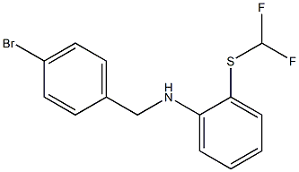 N-[(4-bromophenyl)methyl]-2-[(difluoromethyl)sulfanyl]aniline Struktur