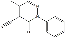 5-methyl-3-oxo-2-phenyl-2,3-dihydro-4-pyridazinecarbonitrile Struktur