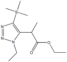 1-Ethyl-4-(trimethylsilyl)-5-(1-(ethoxycarbonyl)ethyl)-1H-1,2,3-triazole Struktur