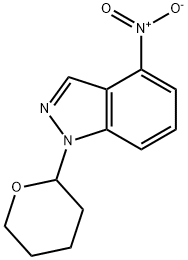 1H-Indazole, 4-nitro-1-(tetrahydro-2H-pyran-2-yl)- Struktur