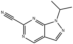 1-Isopropylpyrazolo[3,4-d]pyrimidine-6-carbonitrile Struktur