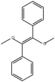 Benzene, 1,1'-[(1E)-1,2-dimethoxy-1,2-ethenediyl]bis- Struktur