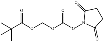 Propanoic acid, 2,2-dimethyl-, [[[(2,5-dioxo-1-pyrrolidinyl)oxy]carbonyl]oxy]methyl ester Struktur