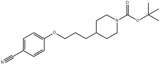 1-Piperidinecarboxylic acid, 4-[3-(4-cyanophenoxy)propyl]-, 1,1-dimethylethyl ester Struktur