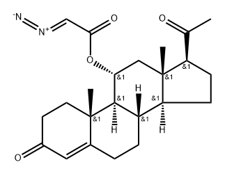 (Z)-1-[[(8S,9S,10R,11R,13R,14S,17S)-17-acetyl-10,13-dimethyl-3-oxo-1,2 ,6,7,8,9,11,12,14,15,16,17-dodecahydrocyclopenta[a]phenanthren-11-yl]o xy]-2-diazonio-ethenolate Struktur