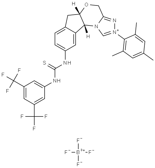 4H,6H-Indeno[2,1-b][1,2,4]triazolo[4,3-d][1,4]oxazinium, 9-[[[[3,5-bis(trifluoromethyl)phenyl]amino]thioxomethyl]amino]-5a,10b-dihydro-2-(2,4,6-trimethylphenyl)-, (5aS,10bR)-, tetrafluoroborate(1-) (1:1) Struktur