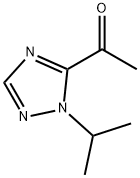 Ethanone, 1-[1-(1-methylethyl)-1H-1,2,4-triazol-5-yl]- (9CI) Struktur