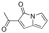 3H-Pyrrolizin-3-one, 2-acetyl- (9CI) Struktur