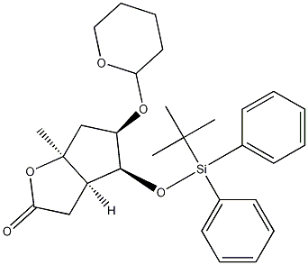 (3aR,4S,5R,6aS)-4-(tert-Butyldiphenylsilyloxy)methyl-5-tetrahydropyranyloxy-hexahydro-2H-cyclopenta[b]furan-2-one Struktur